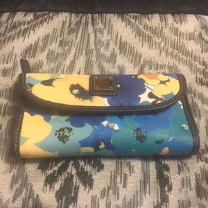 Flower print Dooney & Bourke clutch